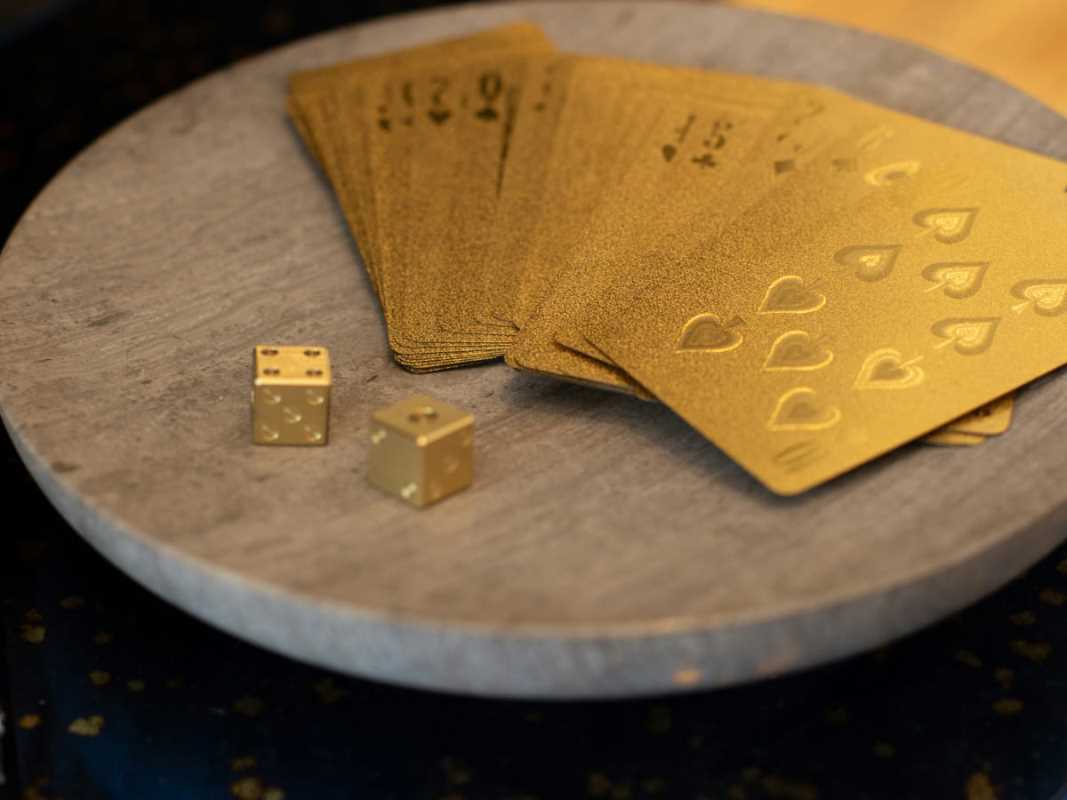 6 Key Tips for Winning Big at Poker Night