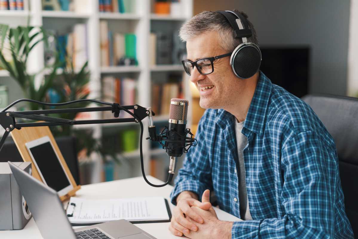 The Best Podcast Series Every Sports Talk Fan Should Subscribe To